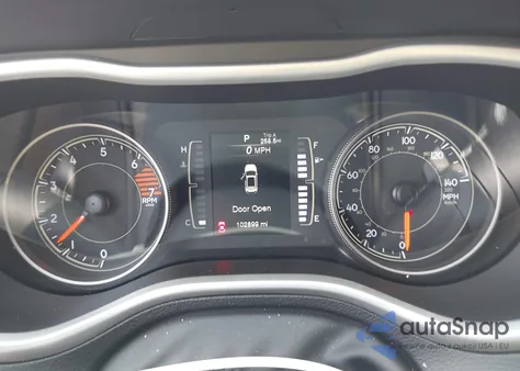 2018 Jeep Cherokee Latitude Plus 4X4 из США, поврежденный, VIN 1C4PJMLB8JD547642